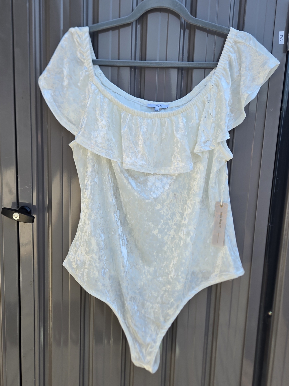 Iris Basic Cream Velvet Bodysuit With Off Shoulder Ruffle